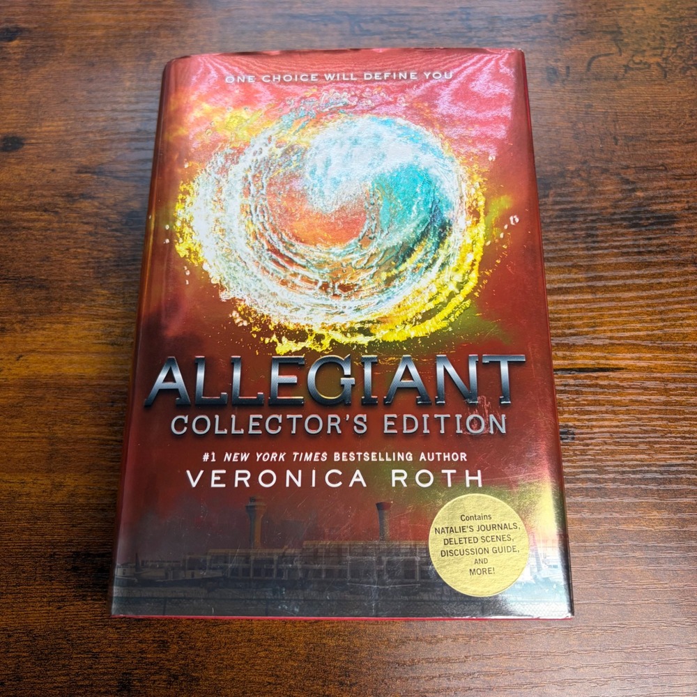 Allegiant Collector's Edition Veronica Roth Divergent Series Hardcover Book